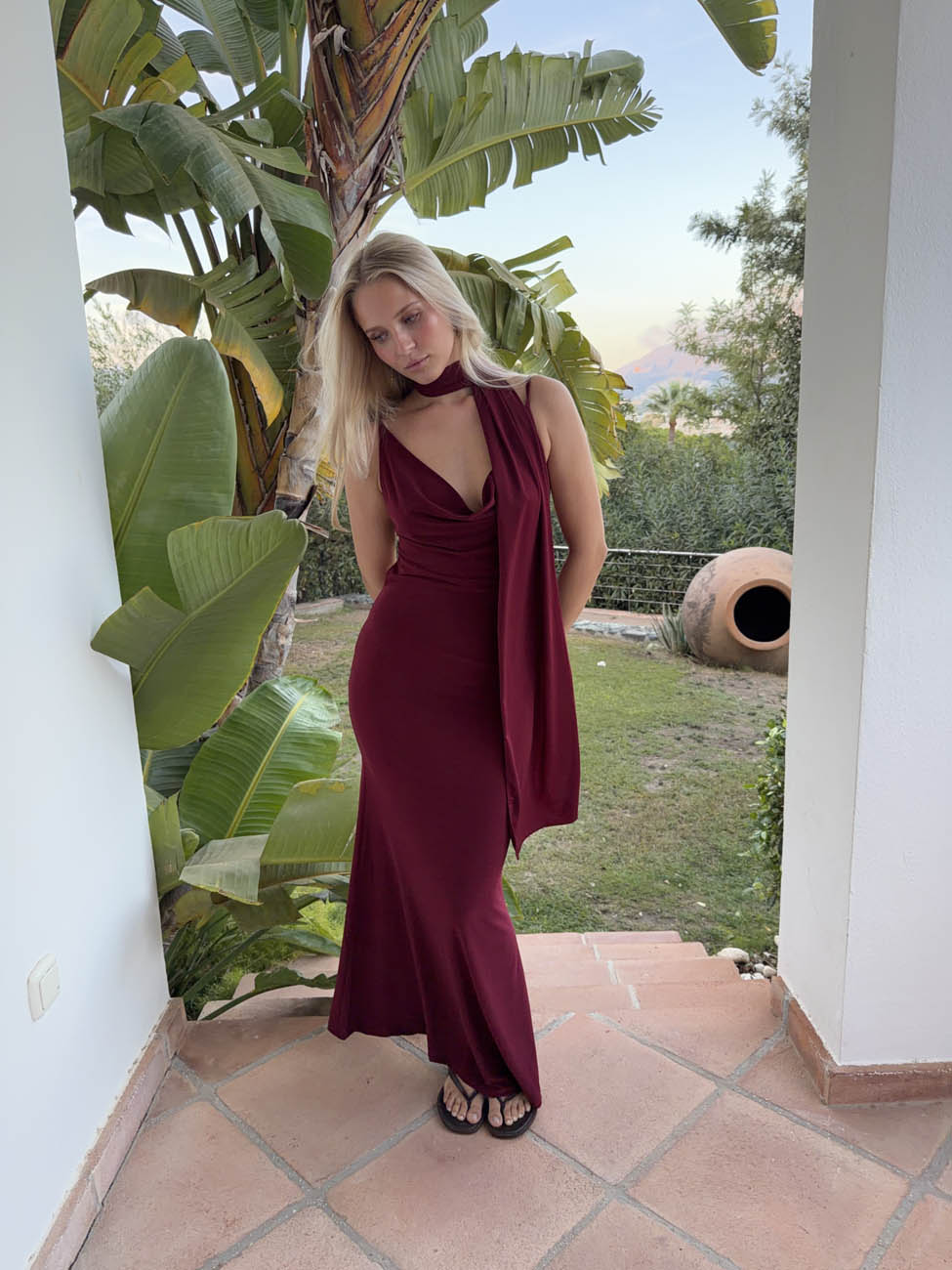 Vinja maxi dress with shawl Red/burgundy - Image 8